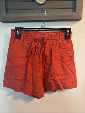 High-Waist Red Drawstring Linen-Blend Women’s Shorts